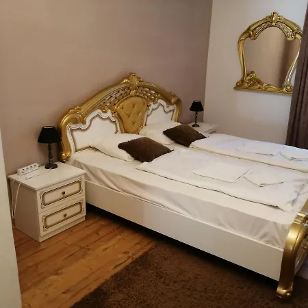 Bed & Breakfast Korona Szallo Sárvár